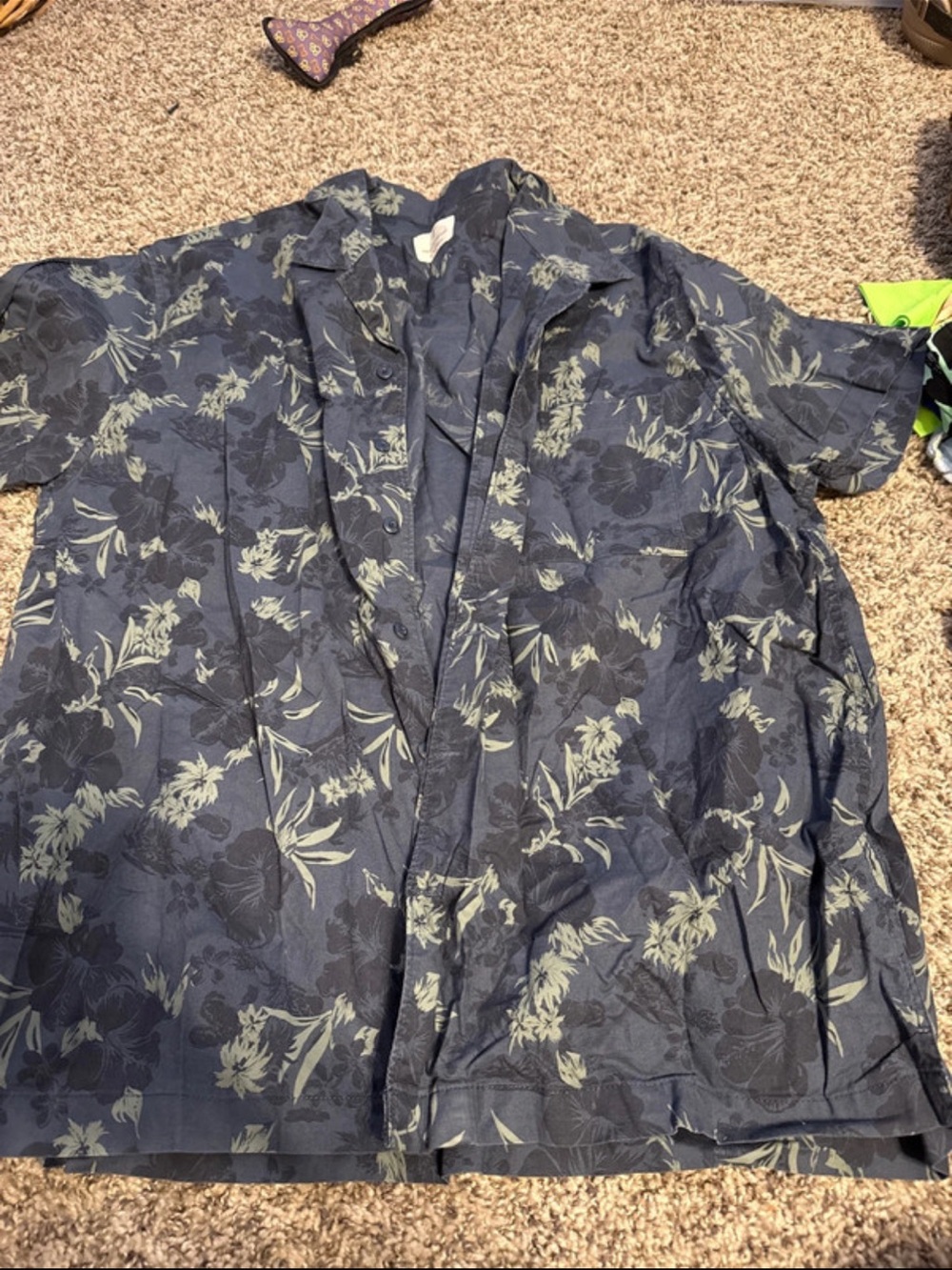 Men's Blue Floral Short-Sleeve Button-Down Shirt